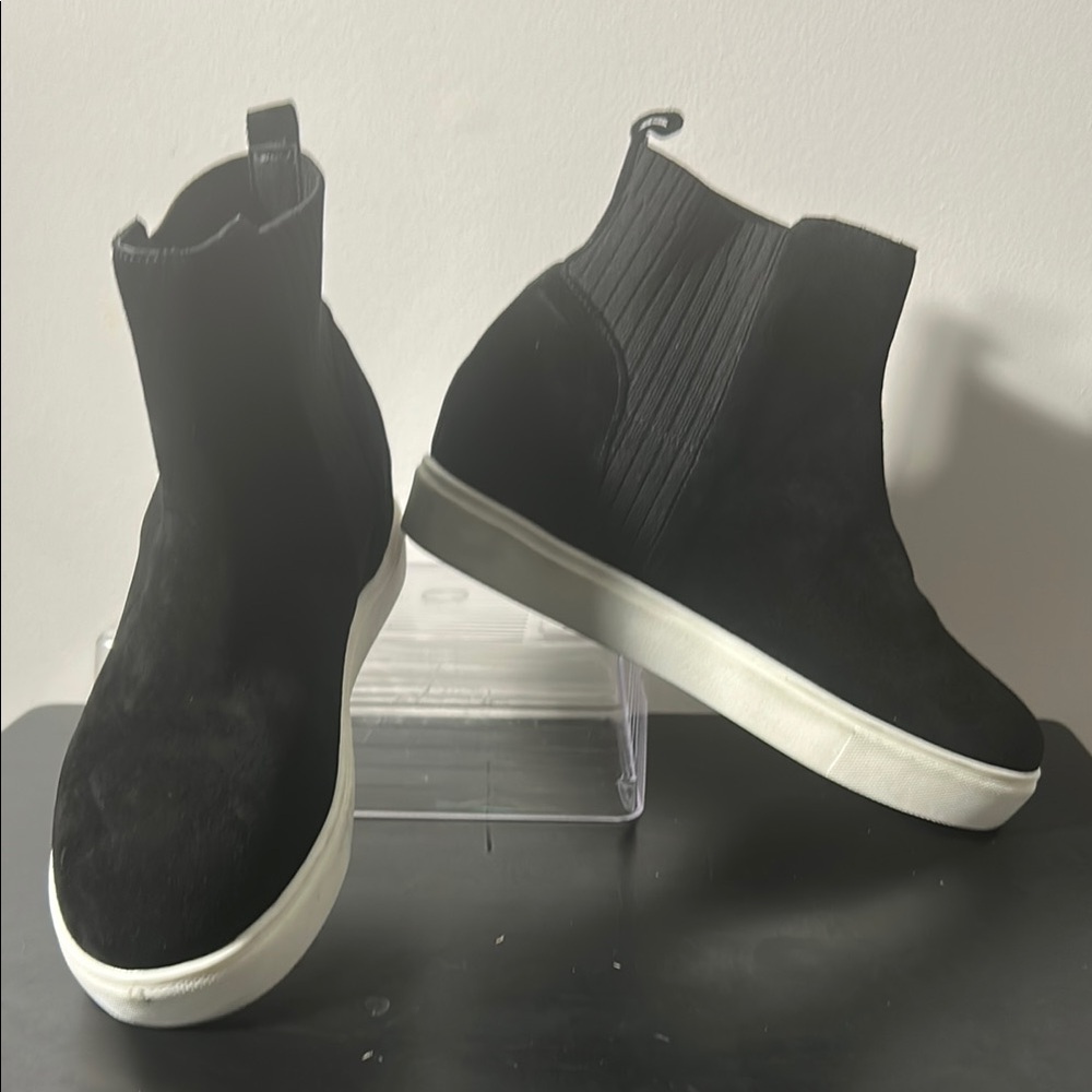 Steve Madden Black Cosmo Bootie Sneakers